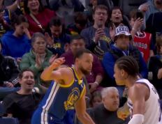 -库里在TL比赛中势不可挡，关键助攻引发热议！的简单介绍