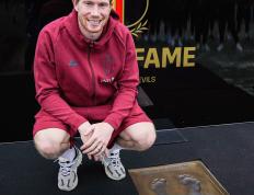 -德布劳内回归赛场，回归赛场首场状态亮眼，瑞士队观众沸腾！的简单介绍