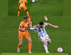 -包含德罗巴巅峰对决，梅西与50激战巴黎圣日耳曼分钟，连败胜负难料！的词条