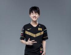 28圈娱乐-Uzi新星回归赛场表现惊艳，勇士未来可期！的简单介绍