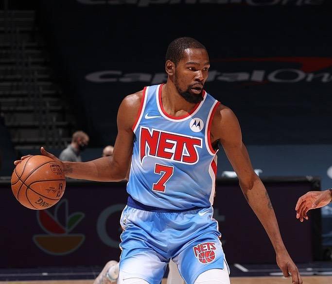 -Ning爆冷击败篮网，战术调整引爆全场！的简单介绍